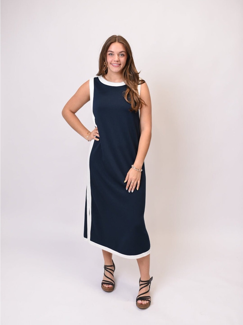 Entro Sleeveless Midi Dress Navy With White Trim Size L